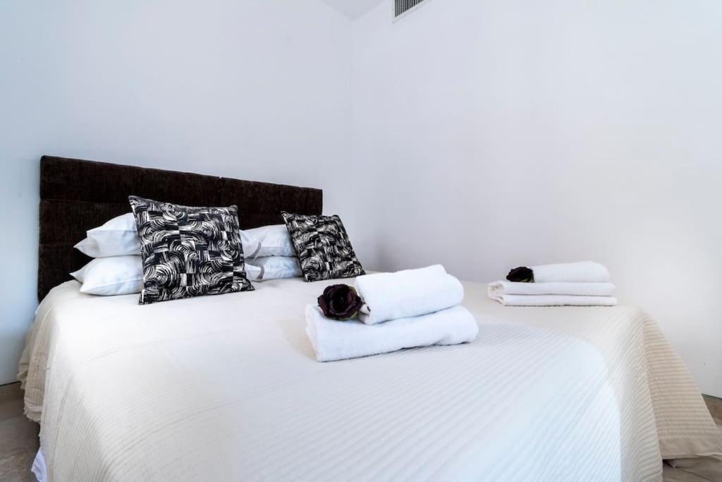 Luxury 3 Bedroom Apt, Harav Kook7 예루살렘 외부 사진
