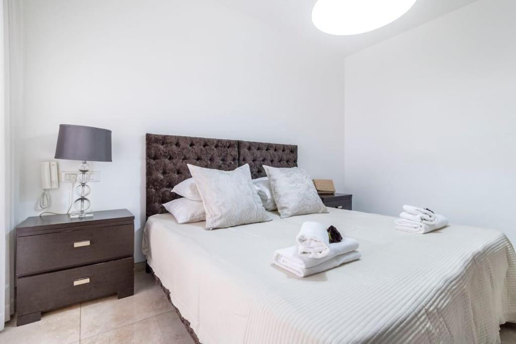 Luxury 3 Bedroom Apt, Harav Kook7 예루살렘 외부 사진