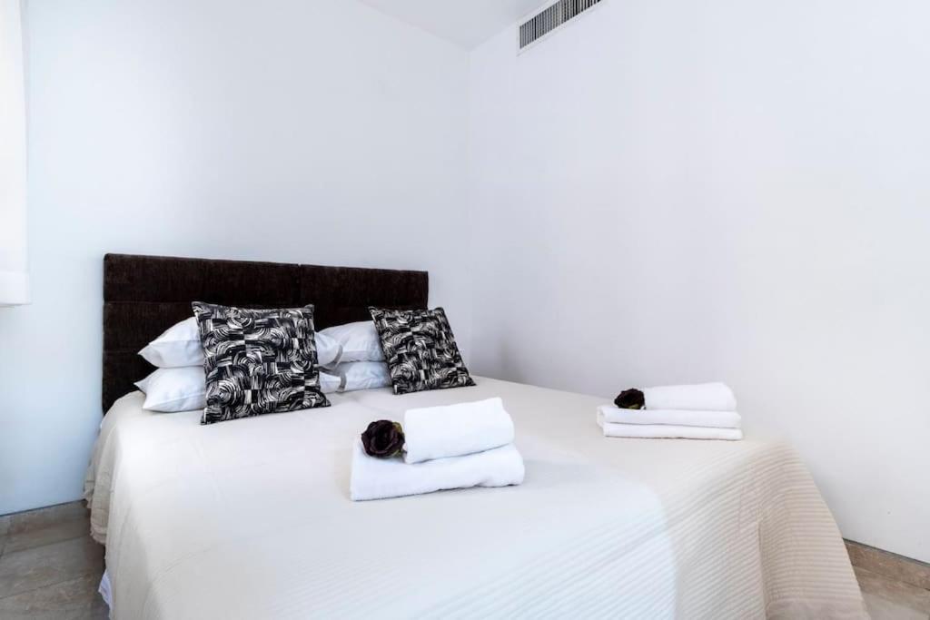 Luxury 3 Bedroom Apt, Harav Kook7 예루살렘 외부 사진