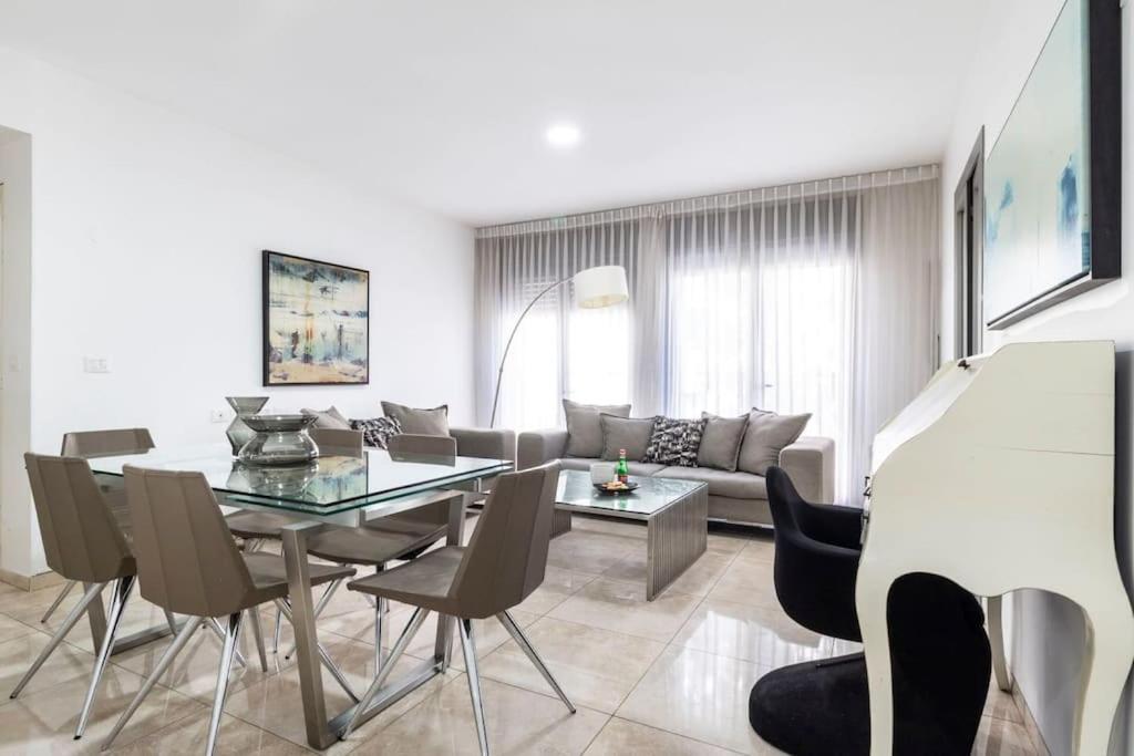 Luxury 3 Bedroom Apt, Harav Kook7 예루살렘 외부 사진